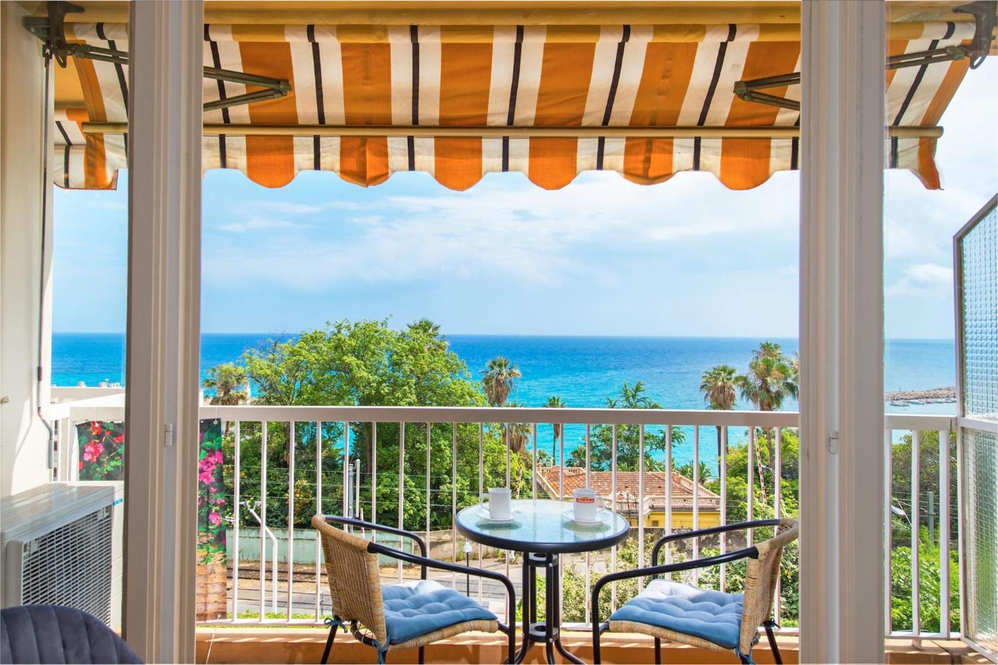 Vina Del Mare, Vue Mer, Terrasse Menton Exterior foto